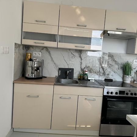 Peti Apartman Centrum Galanta Εξωτερικό φωτογραφία
