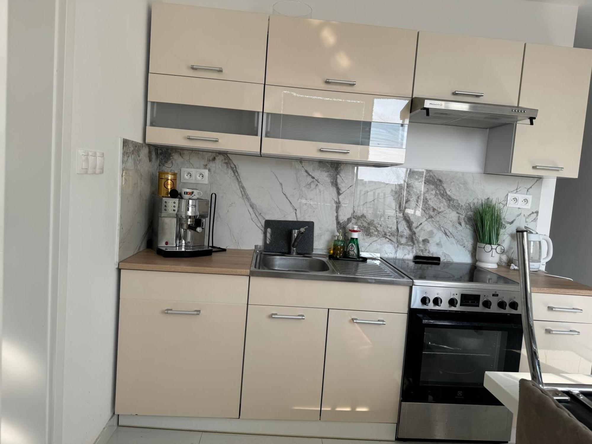 Peti Apartman Centrum Galanta Εξωτερικό φωτογραφία