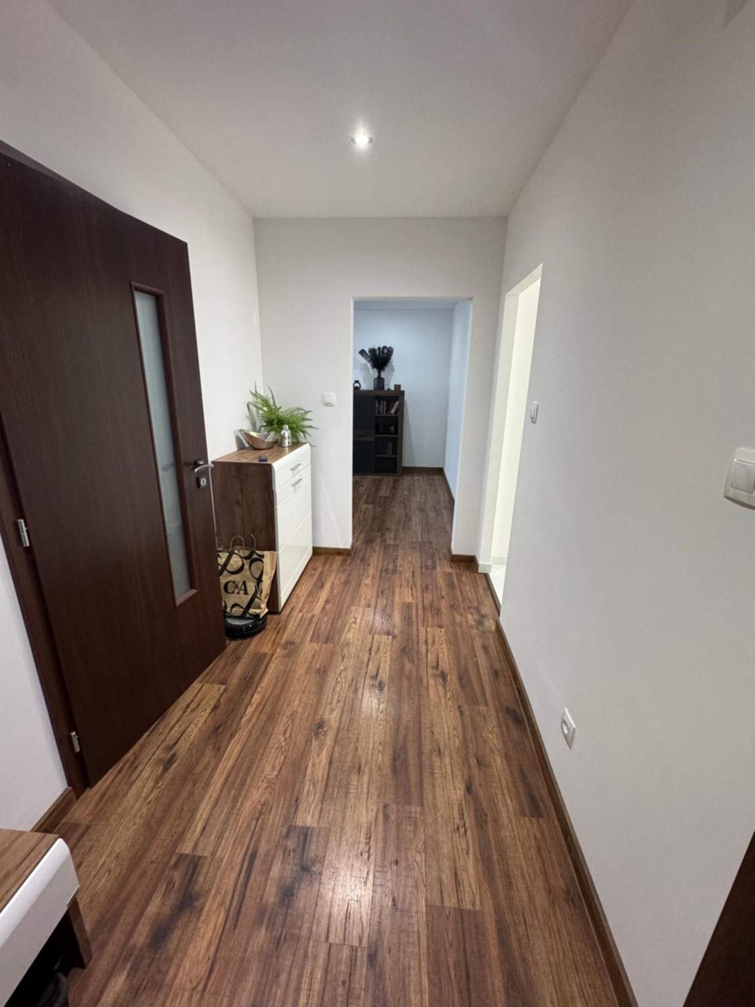 Peti Apartman Centrum Galanta Εξωτερικό φωτογραφία